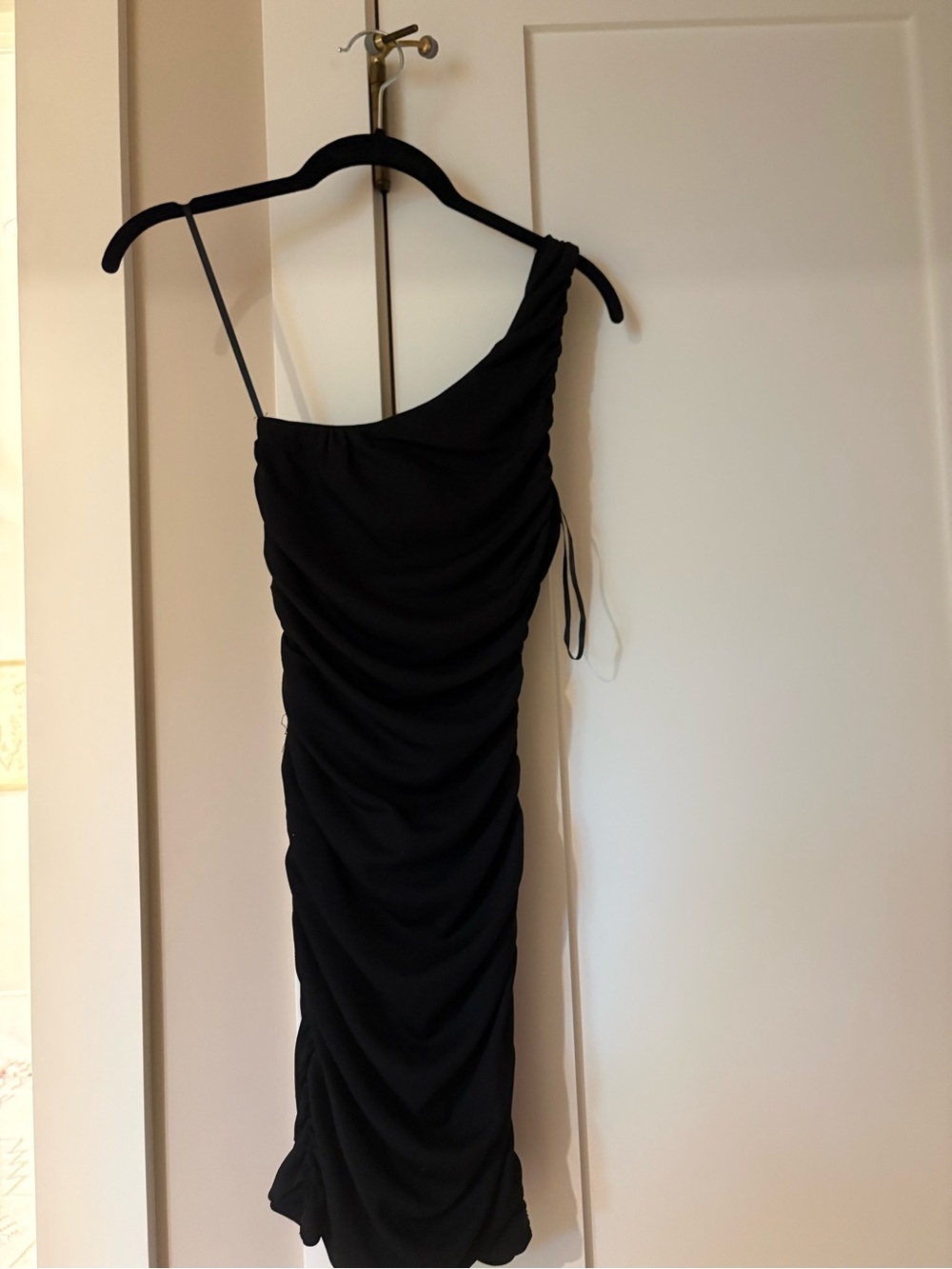 Hello Molly Black One-Shoulder Ruched Midi Dress